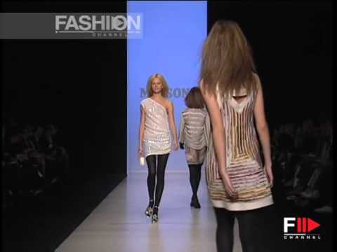 "Missoni" Autumn Winter 2003 2004 Milan 3 of 4 Pret a Porter Woman by FashionChannel