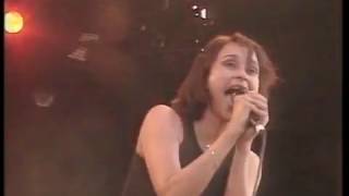 Echobelly   1996 07  Live Phoenix festival @ ITV Carlton