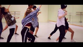 ВИДЕО КЛИП Dash Berlin &amp; DBSTF - Gold ft.