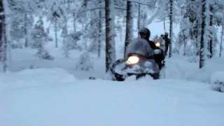 preview picture of video 'Snowscooter att Johannisholm, Zweden'