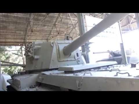 Charioteer British tank destroyer FV4101 Cromwell Heavy AT Gun 84mm