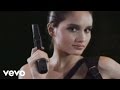 Cinta Laura Kiehl - Shoot Me (Video Clip) Cinta Laura Kiehl - Shoot Me (Video Clip)