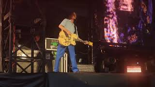 Frusciante smiles at the audience as he approaches the catwalk during Californication!(Paris 9/7/22)