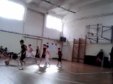 A.C.S.VIITORUL BUCURESTI LA C.MUN. BUCURESTI: ACS VIITORUL - DINAMO CSS 6.mp4