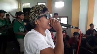 Download lagu Banana king man cover tak butuh happy endyngska mp3