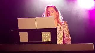 Belen Aguilera - Tus Monstruos ~ Sala Bikini