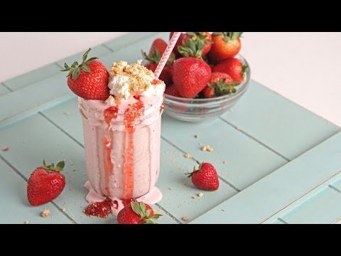 download lagu mp3 mp4 Strawberry Cheesecake Drink, download lagu Strawberry Cheesecake Drink gratis, unduh video klip Strawberry Cheesecake Drink