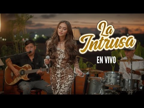 THE INTRUDER - Nena Guzmán (Live)