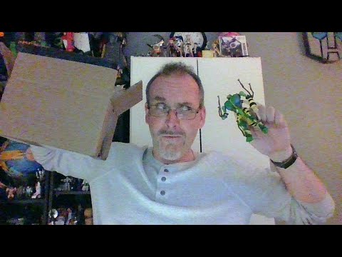 GotBot Goes Live: Kingdom Waspinator(?), MP-52, Takara News, Devastator and a Custom