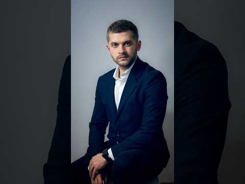 3 poses to take amazing LinkedIn profile pic on your mobile phone #photo #photography #selfie #fyp