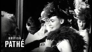 Meet Phyllis Dixey (1944) video