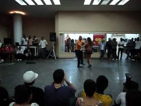 Adriano Lucas e Thamara Santos