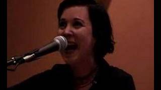 Kristin Hersh Live @ Borders, DC, 3/22/01 Pt 1 of 4