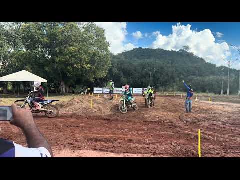 Inédito, largada em fila indiana categoria Importada Pro - motocross Theobroma RO