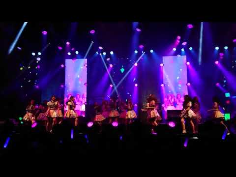 BNK48 - Oogoe Diamond(ก็ชอบให้รู้ว่าชอบ) Remix Live เวอร์ชั่นดนตรีสด @ CATEXPO 2017 [overall fancam]