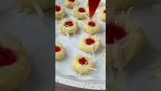 Download lagu Make dry cakes using Teflon, without a mixer, without an oven, so you get delicious strawberry th... mp3