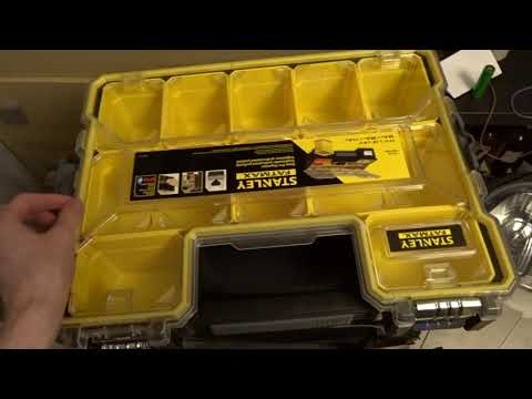 Dewalt (Stanley) Fatmax Deep Pro Organiser vs Stanley Pro Deep Organiser
