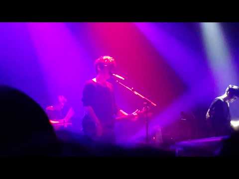 140913_벽_넬 (Nell)