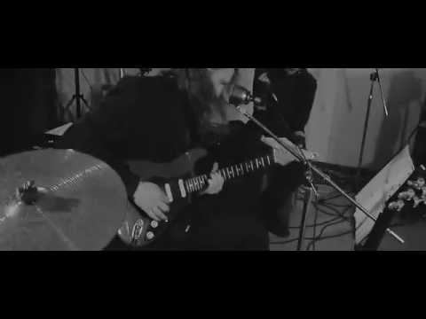 Kindlein - Cantaretul cu poeziile - Cantecul Nebunului "live"