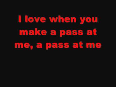 Timbaland ft Pitbull - Pass At Me Lyrics
