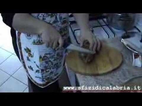 Videoricetta Timballo Calabrese di Pasta con Melanzane  1 Parte