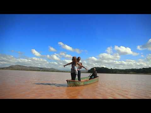 Clip officiel Teddy tenim pitia