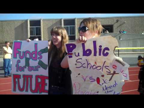 download lagu mp3 mp4 Blackbear Barber Shop Gloucester, download lagu Blackbear Barber Shop Gloucester gratis, unduh video klip Blackbear Barber Shop Gloucester