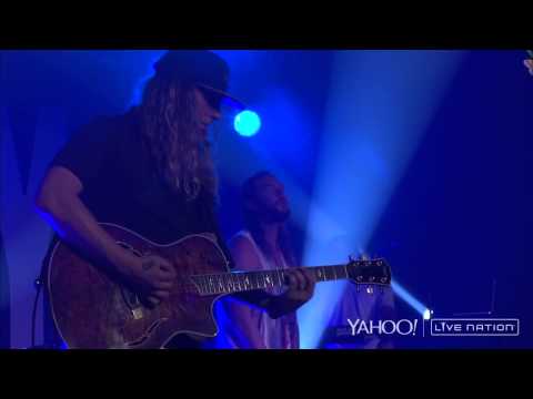 Dirty Heads - "Sound of Change" (live)