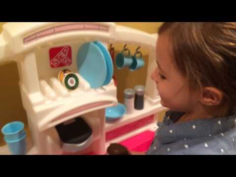 Just Like Home™ Fun with Friends Kitchen™ - Pink Parent Review