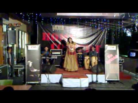 tria ulfa nabila- stand up.flv
