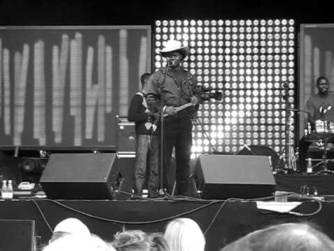 Konono n:o 1 live @ Flow Festival 2010, Helsinki