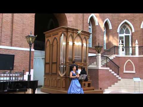 C. Saint-Saёns  "Ave Maria"  Sings Tatiana Rubinskaya