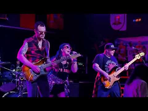 Play Video Youtube Video