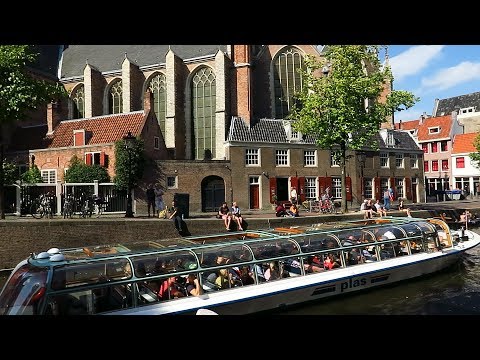 The Old Church in Amsterdam and its surroundings | Oude Kerk Amsterdam