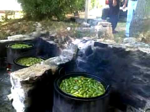 Santa Maria a Quadrano - friggitura dei peperoni - Gildone (CB)