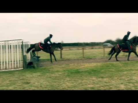 Safira Menina's first jump!