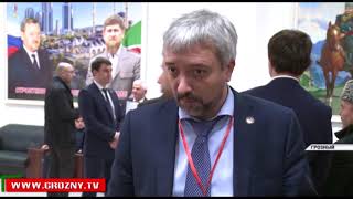 Парламенте ЧР прошло первое пленарное заседание, посвященное 15-летию съезда народов ЧР