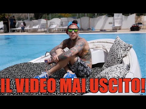 FEDEZ & J-AX BACKSTAGE VORREI MA NON POSTO