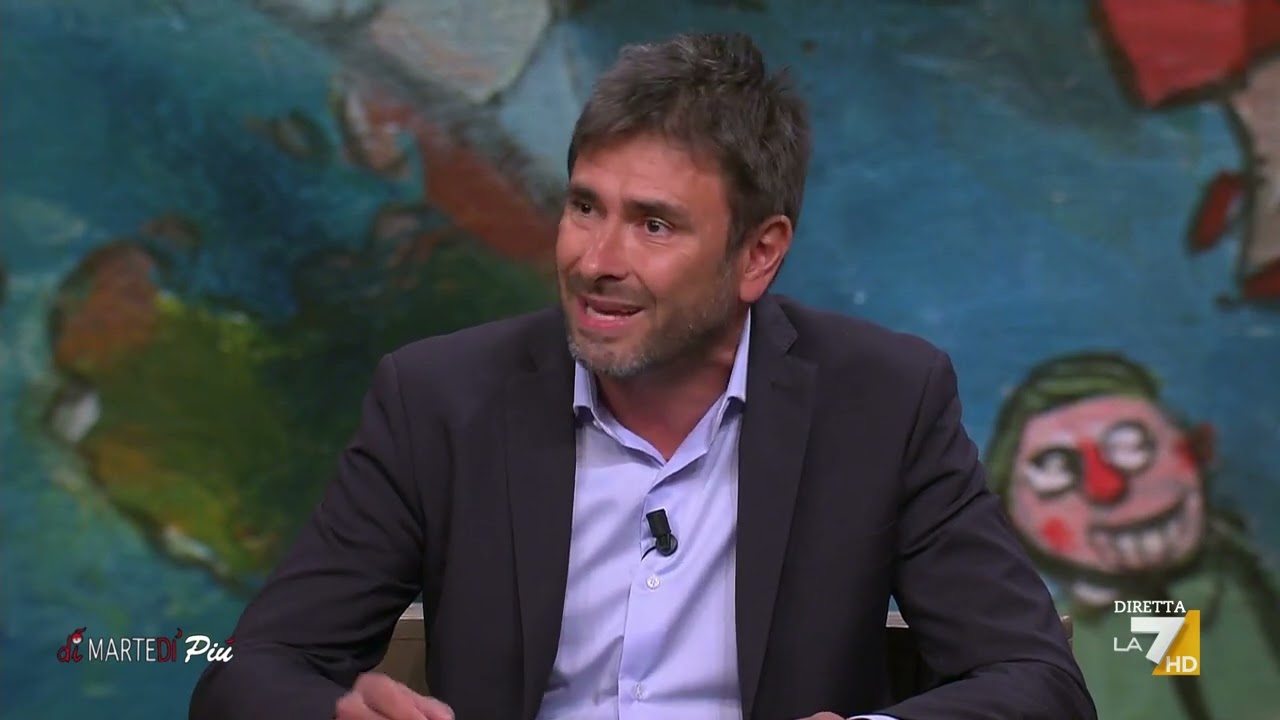 Grazia a Minetti, Di Battista: "Hanno fatto tutti una figuraccia, anche il Quirinale"