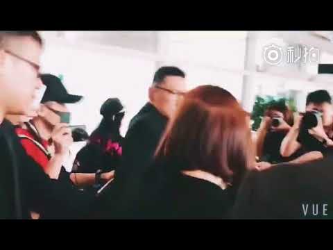 171019 Krystal - Hong Kong Airport