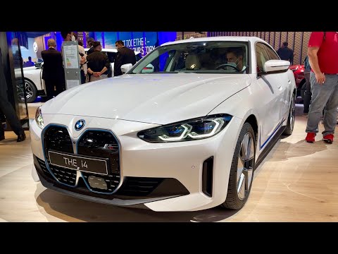 BMW i4 2022 - FULL in-depth REVIEW (exterior, interior, infotainment & trunk)