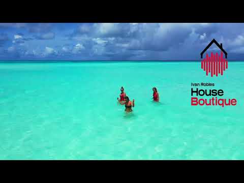 ORGANIC HOUSE & EXOTIC BEACHES