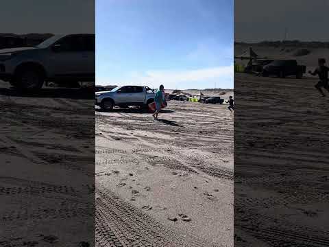 Monte Hermoso domingo fiesta de la cerveza e inauguración de temporada!!! La playa Explotó de gente!
