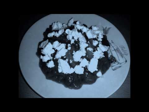 ZA  STOLOM - AT THE TABLE -在桌上