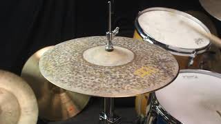 Video thumbnail for Meinl 15" Byzance Extra Dry Medium Thin Hi Hats - 862g/1397g by The Drum Shop - Portland, Maine