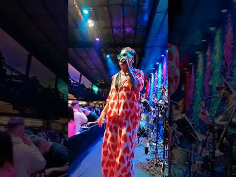 Tammy Santos - Bar Motirô