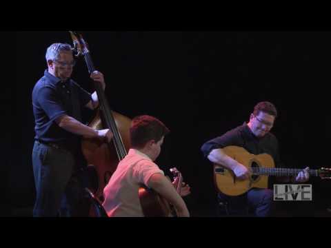 HENRY ACKER GYPSY JAZZ TRIO - “Double Jeu”