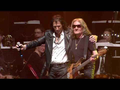 The Rock Band: Születtem, szerettem (Hivatalos felvétel a V70 - Z60 - MM10 Aréna koncertről)