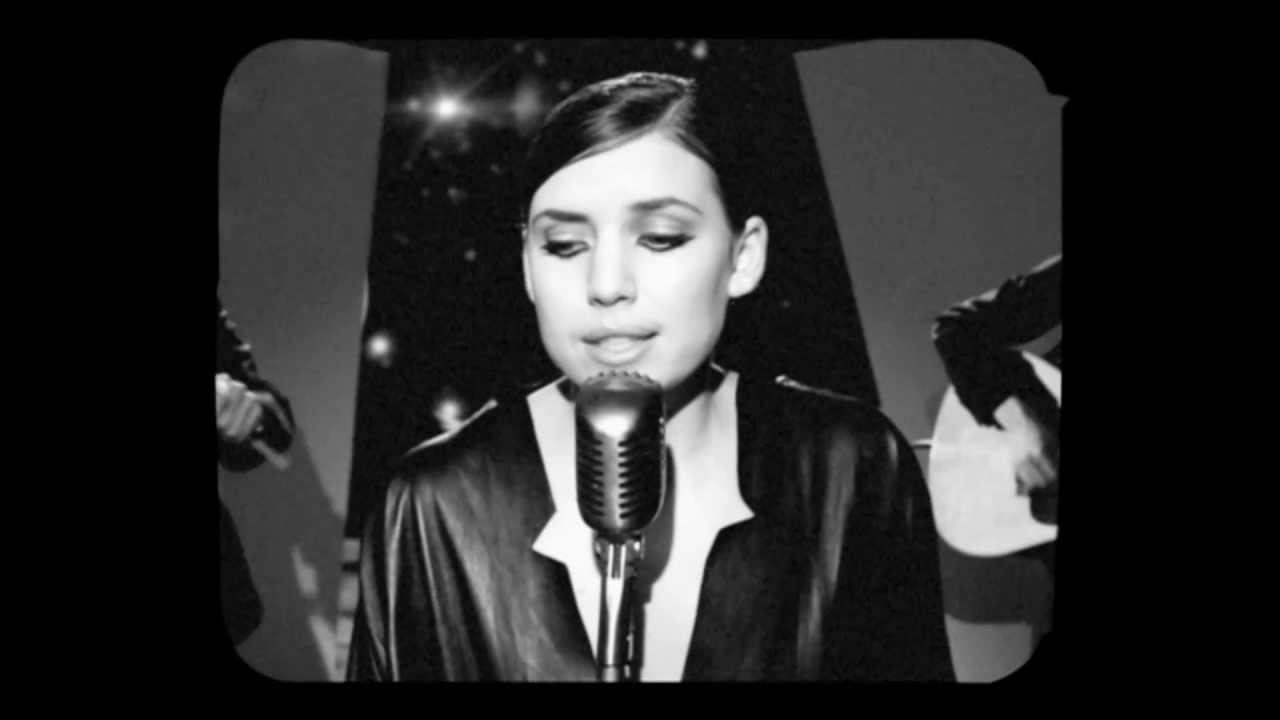 Lykke Li - 'Sadness Is a Blessing' (Live on the Moon)