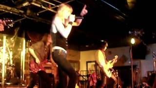 KIX-She Dropped Me The Bomb